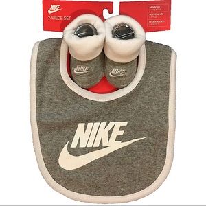 Nike baby bib and booties - 2 piece set